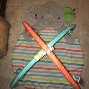 Bright start kick and play gym